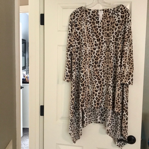 Women’s leopard print tunic top - Picture 1 of 4